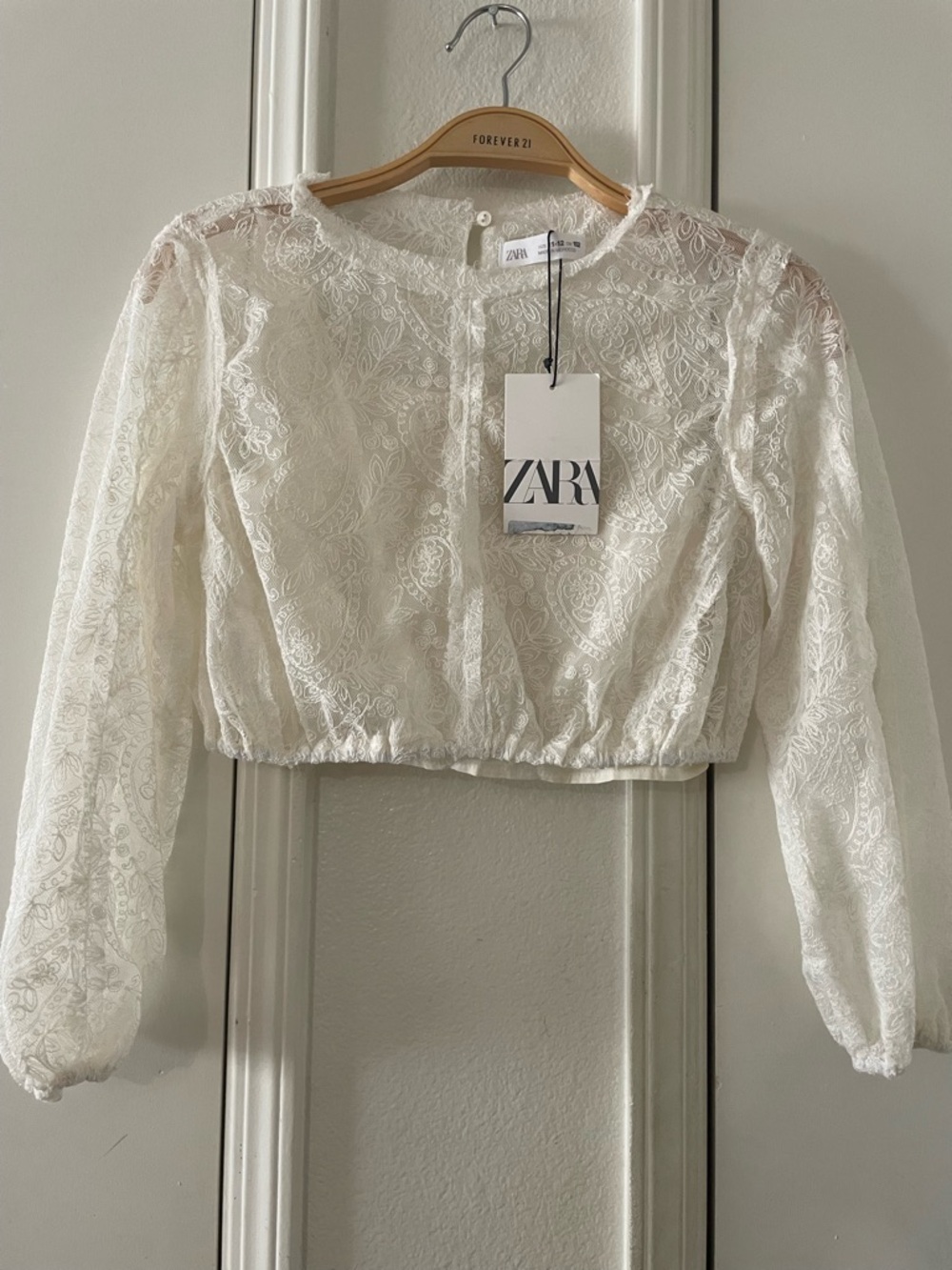 Zara big girls lace crop top
